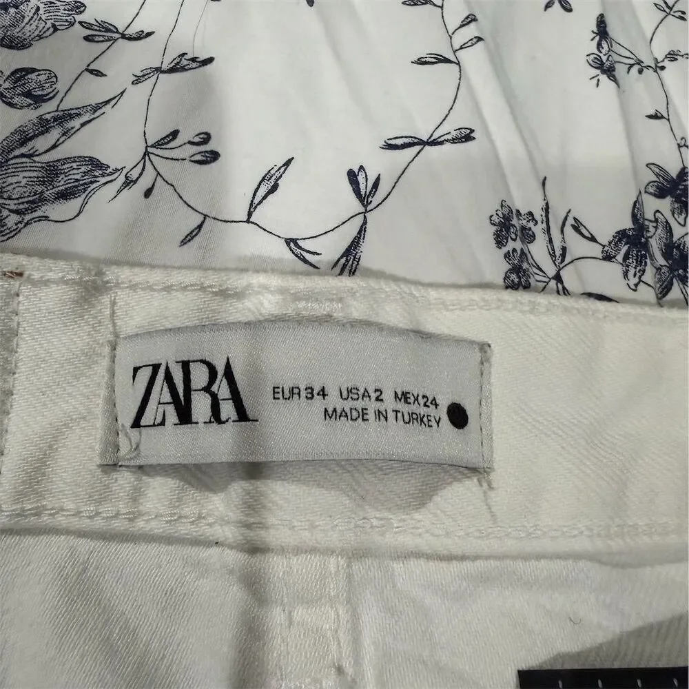 ZARA Women's White Ripped Straight Leg Jeans Size 2 High Rise - Picture 5 of 7
